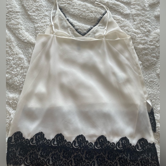 Worn once BCBGMaxAzria silk tank blouse. Size Med - Picture 2 of 4